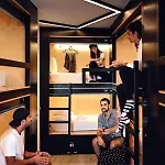 Gig Capsule Hostel Ericeira