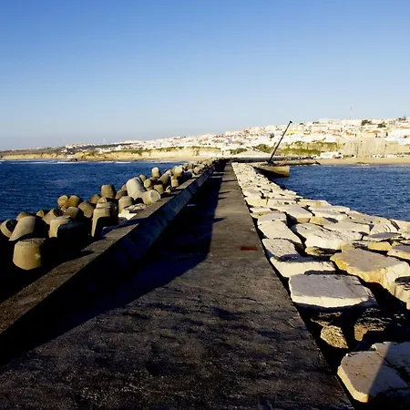 Gig Capsule Albergue Ericeira