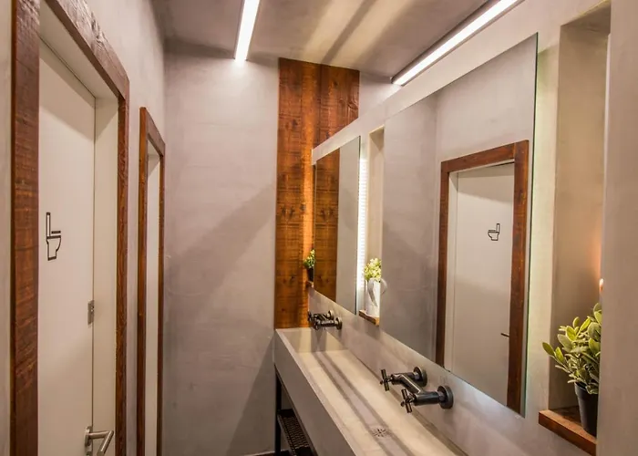 אכסניה Gig Capsule