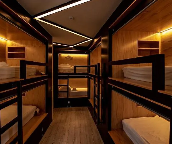 אכסניה Gig Capsule אריסרייה