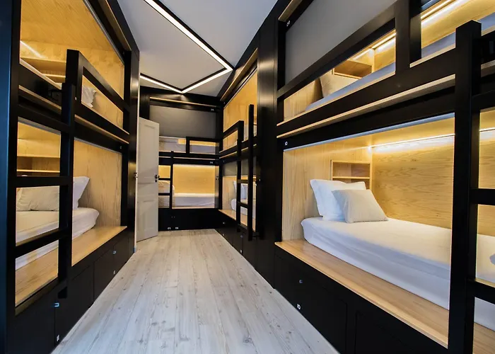 Gig Capsule אכסניה אריסרייה